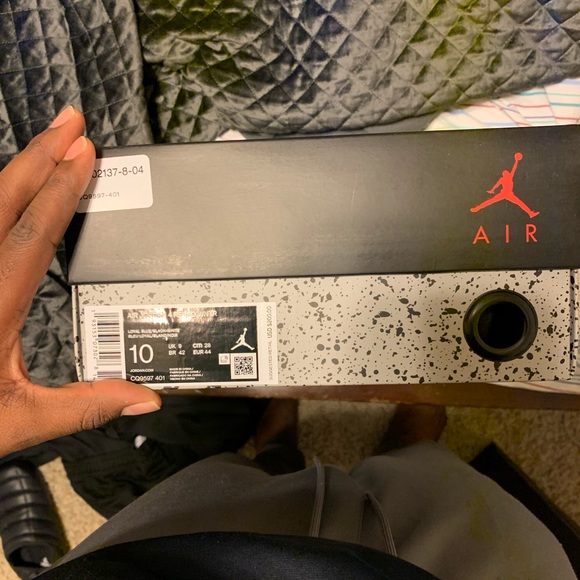 Retro 4 “WNTR”
DS
Size 10
$160-180 - Picture 2 of 8